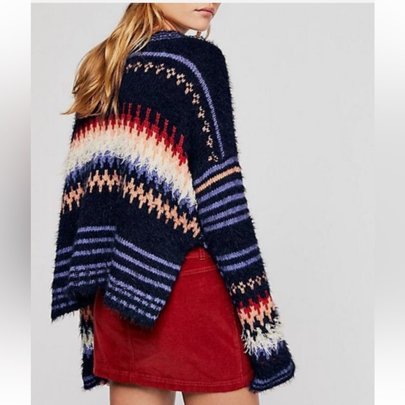 🧡 Free People Fair Isle Cropped Boxy Sweater Side Slit Size XS Blue Wool Blend - Picture 2 of 9